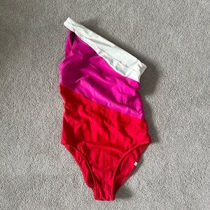 SUMMERSALT The Sidestroke in ‘Lava & Hibiscus & White Sand’